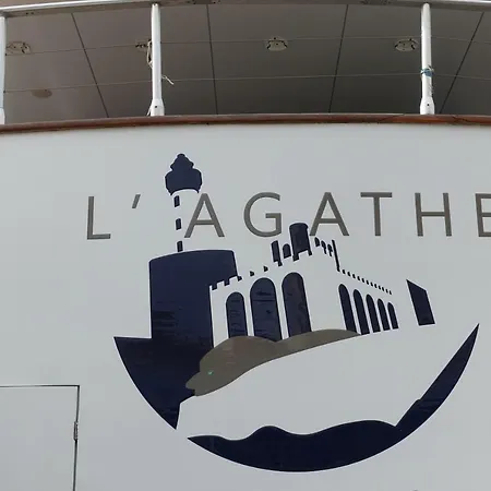 L Agathe Πλωτό κατάλυμα